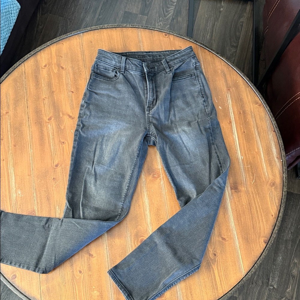 American Eagle Outfitters High-Rise Dark Blue Women's Jeans